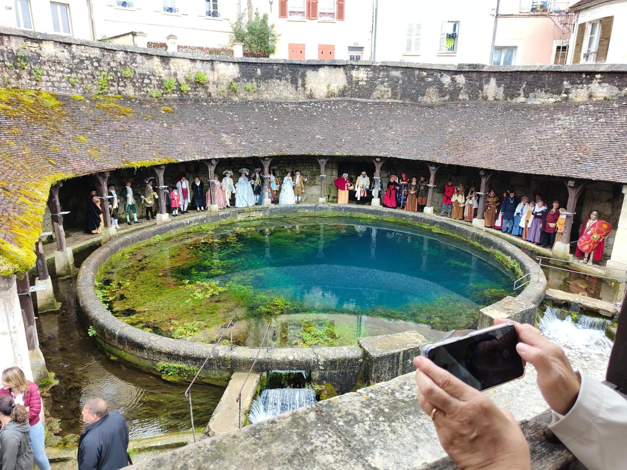 La Taniere Des Tanneries Acomodação com café da manhã Tonnerre Exterior foto